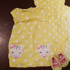 Yellow Carters summer set